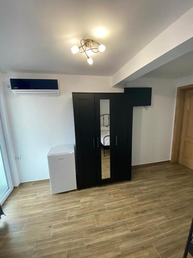 מלון Două Mai Casa Ciobi מראה חיצוני תמונה